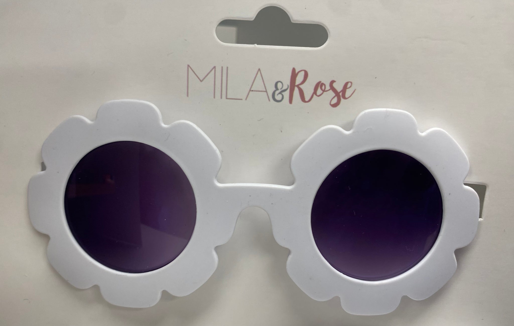 White flower sunglasses