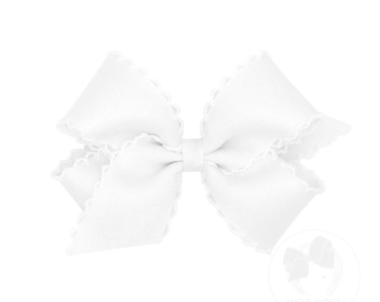 Monotone stitched bow white